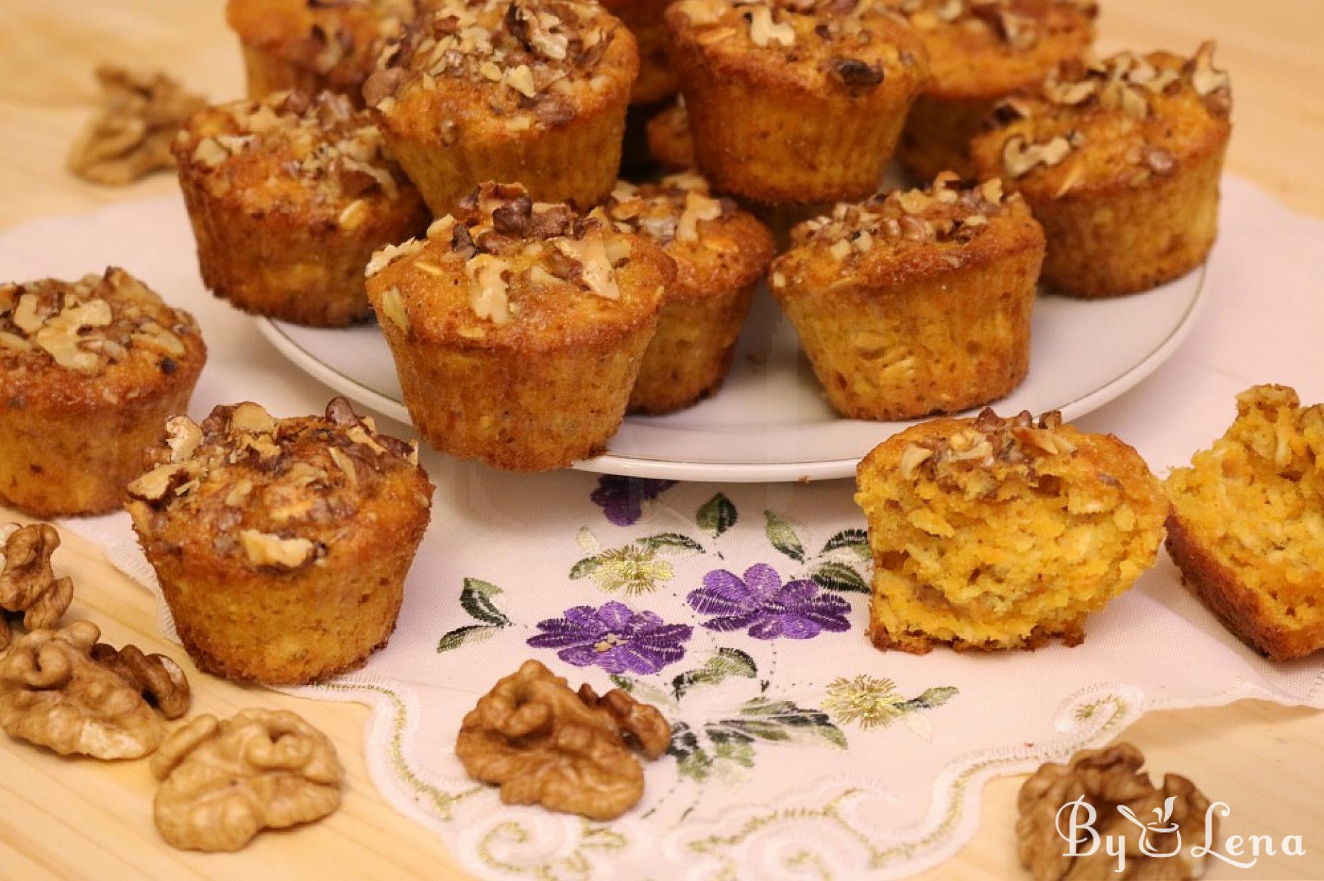 Carrot Oatmeal Muffins with Walnuts - ByLena.com