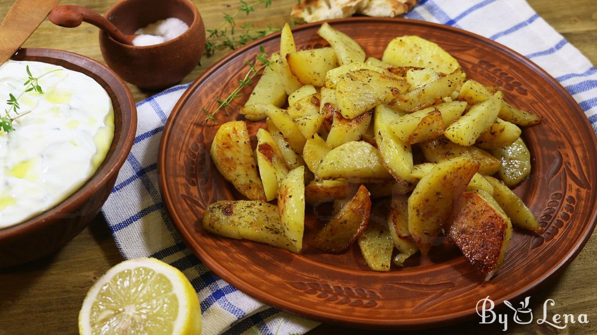Lemon Greek Potatoes - VIDEO recipe - ByLena.com