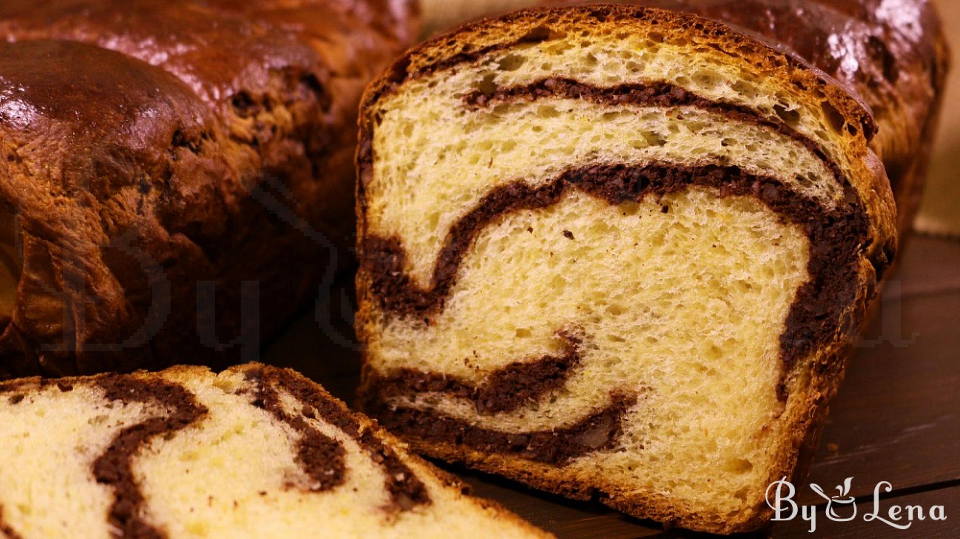Romanian Wallnut Sweet Bread - ByLena.com