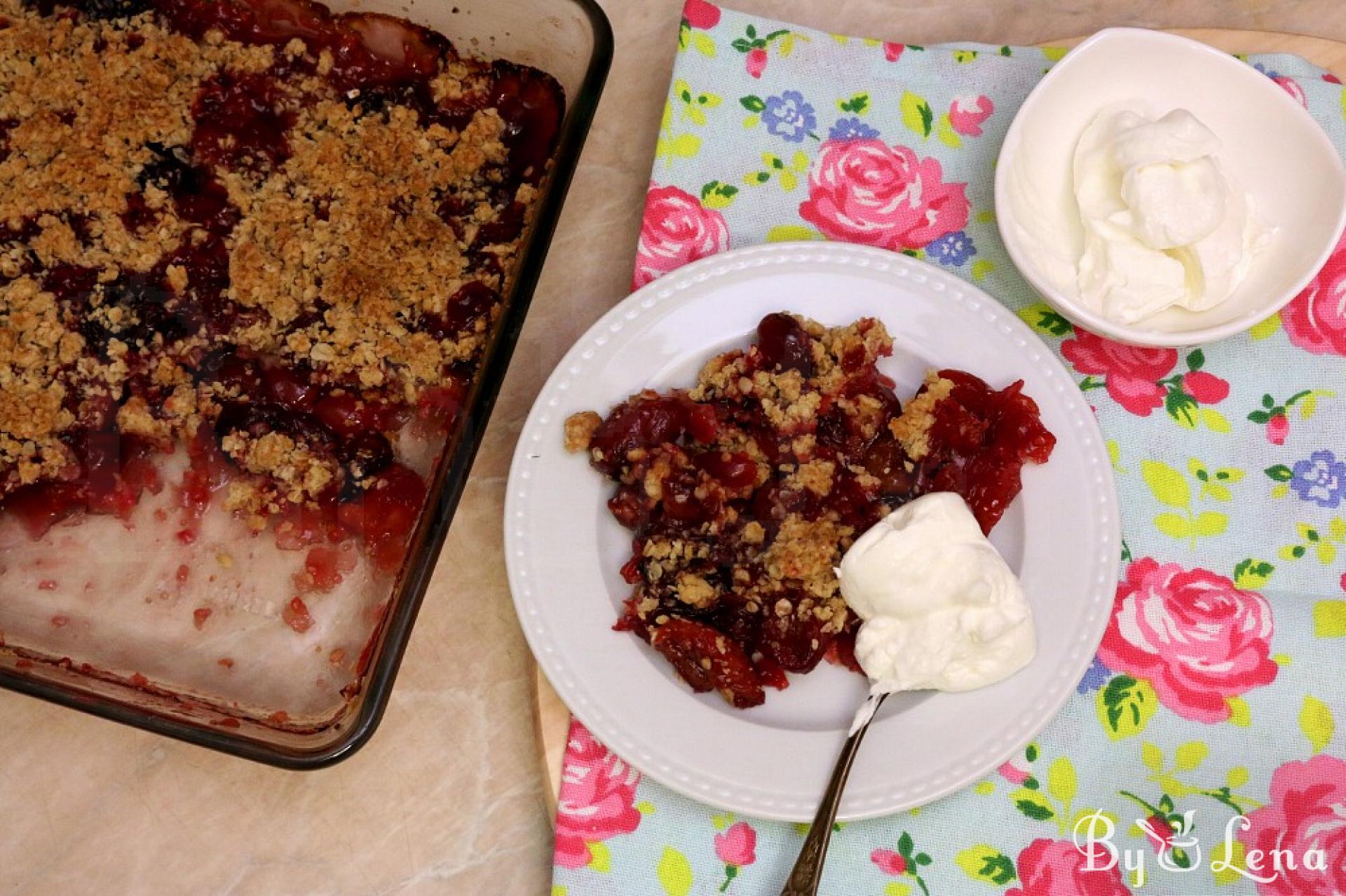 Cherry Crumble - ByLena.com