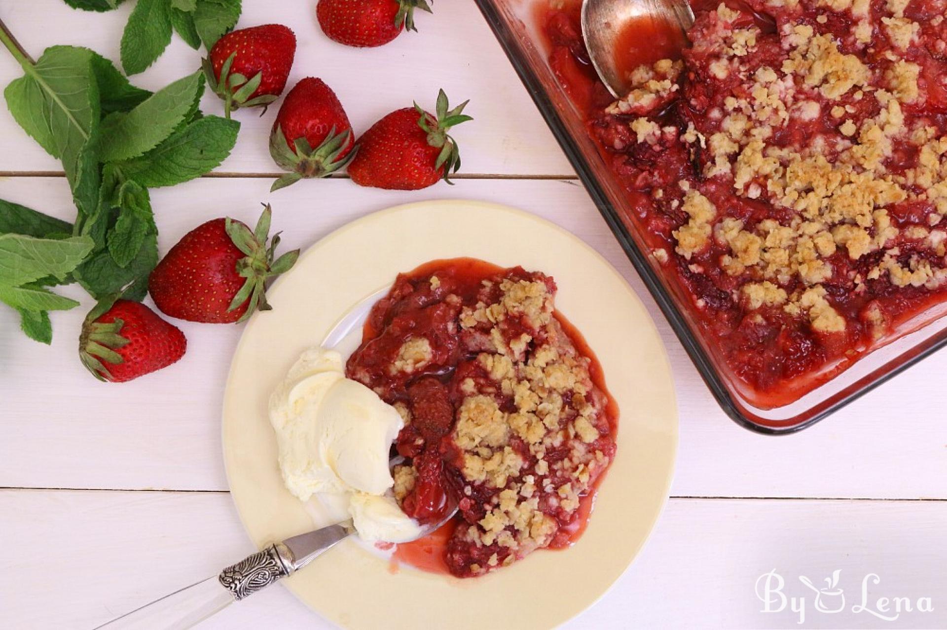 Strawberry Crumble - ByLena.com