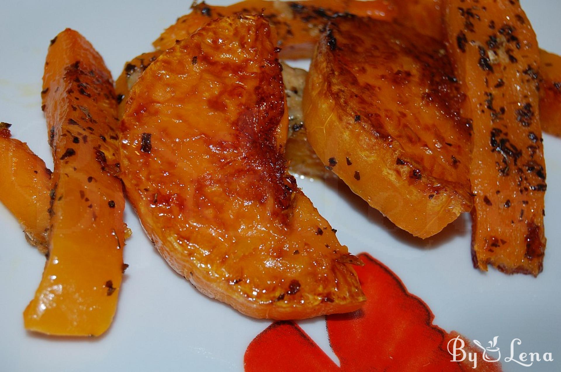 Savory Baked Pumpkin with Garlic & Basil - ByLena.com