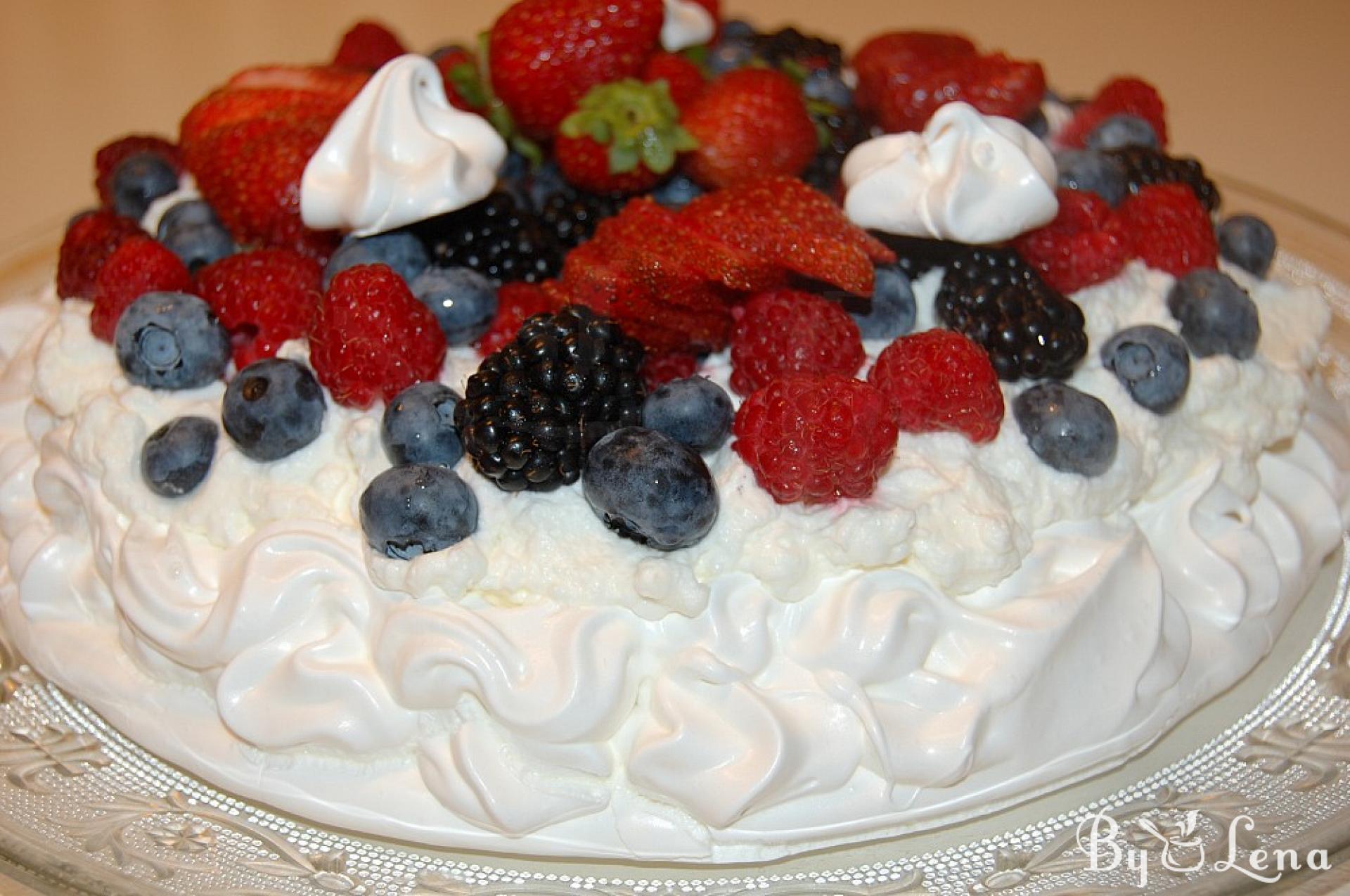 Berry Pavlova - ByLena.com