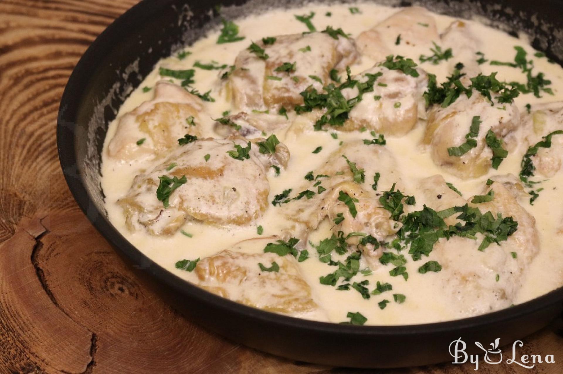 Skillet Chicken with Creamy Sauce - ByLena.com