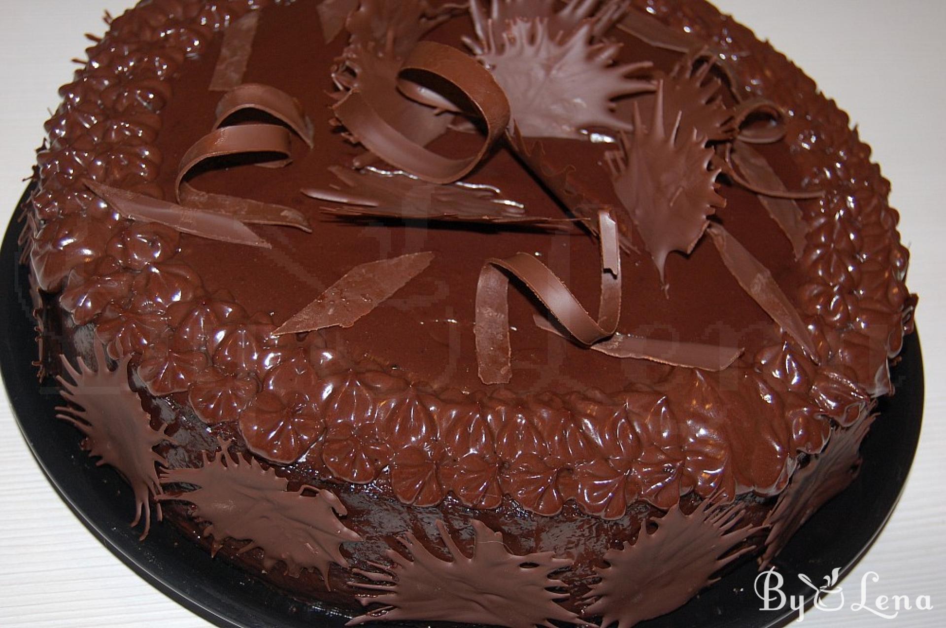 Easy Chocolate Cake Recipe with Ganache and Spread - ByLena.com