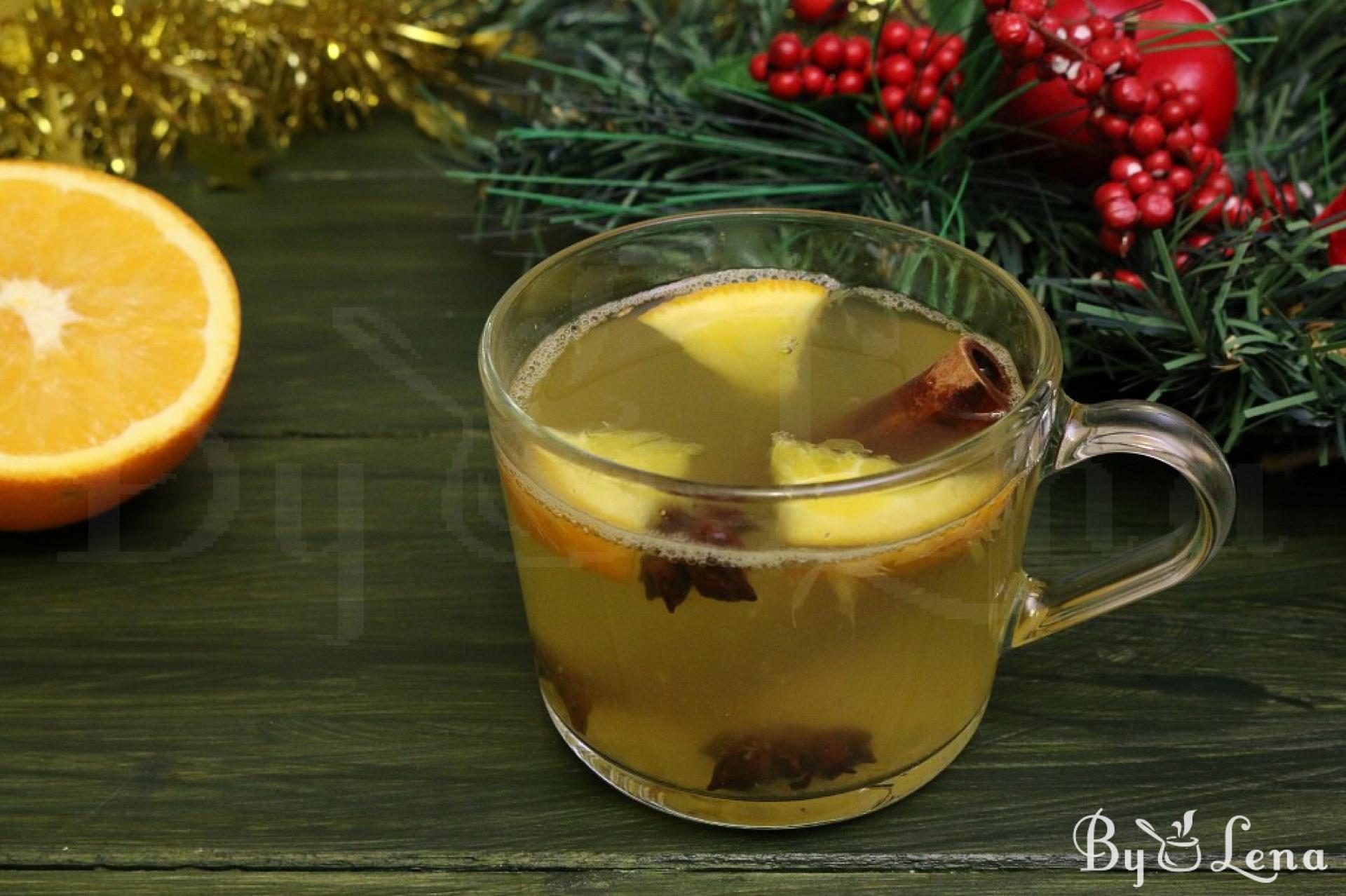 White mulled wine - elegant, fragrant and delicious! - ByLena.com
