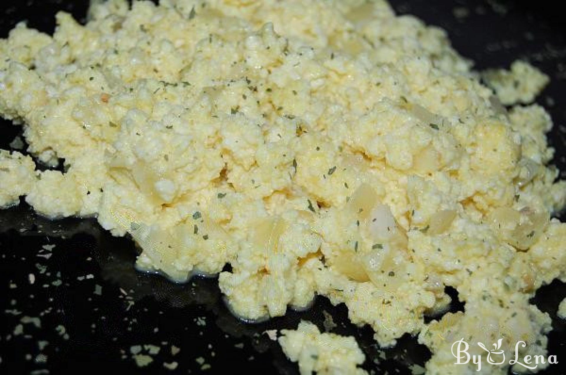 Creamy Scrambled Eggs with Onions and Cheese - ByLena.com