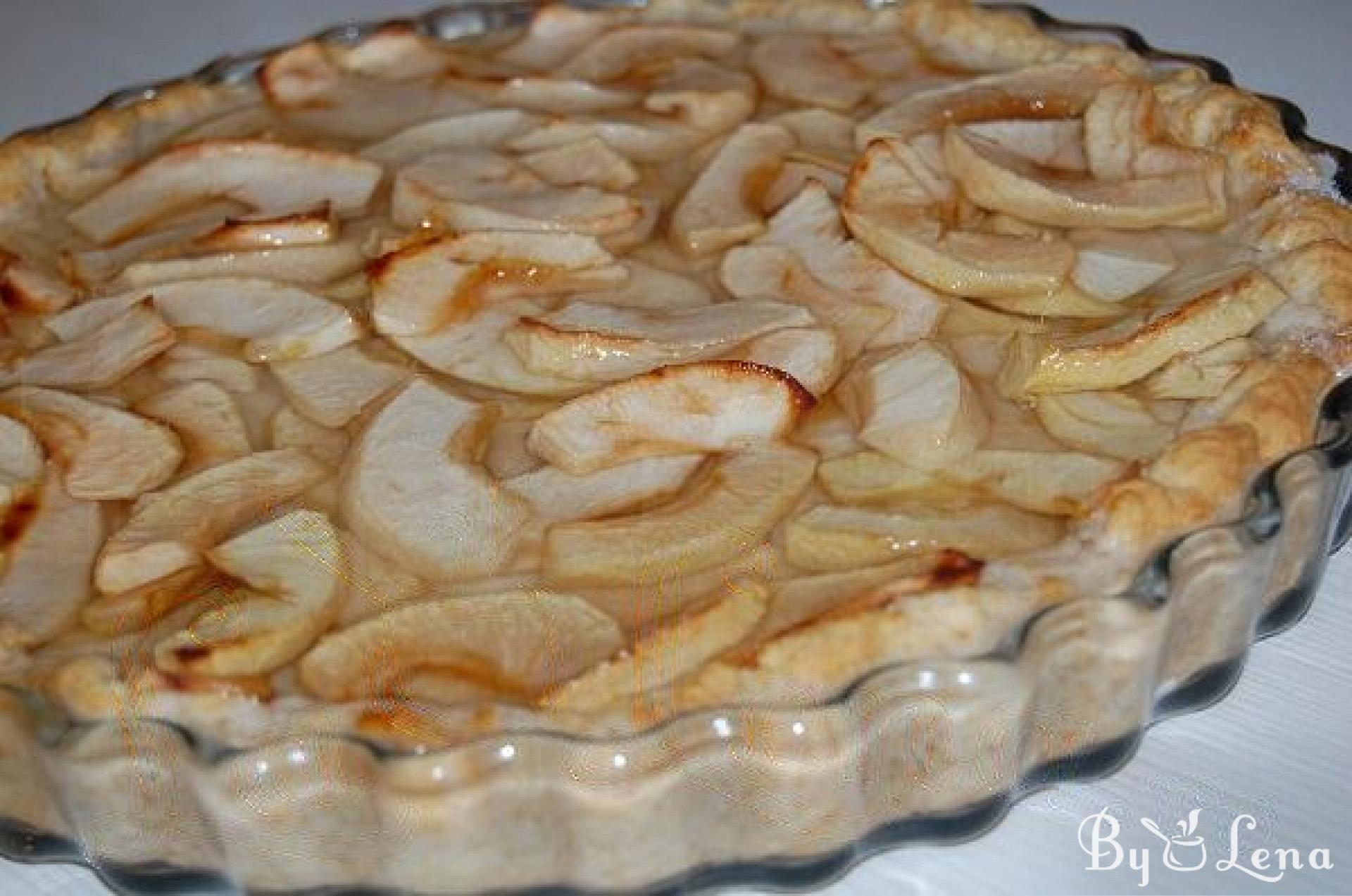 Vegan Apple Tart Recipe - ByLena.com