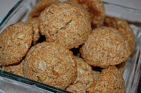 Vegan Coconut and Oat Cookies