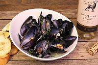 Mussels In Wine And Garlic - Moules Mariniere