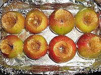 Baked Apples Stuffed with Bananas - Step 1