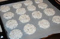 Crispy Seeds and Meringue Cookies - Step 7