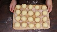 Apple Crescent Rolls - Step 12