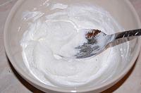 Easy Strawberries and Sour Cream Parfaits - Step 3