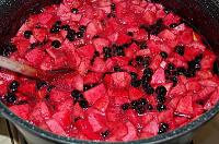 Aronia and Apple Jam with Walnuts - Step 7