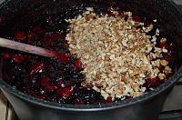 Aronia and Apple Jam with Walnuts - Step 9
