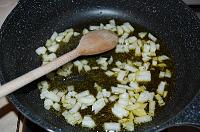 Greek Green Beans with Garlic and Tomatoes - Fasolakia - Step 4