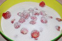 Strawberry Jam - Step 1