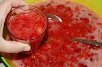 Strawberry Jam - Step 4