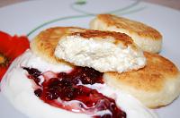 Russian Cottage Cheese Pancakes - Syrniki - Step 10