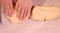 Pasca - Romanian Easter Bread with Cheese Filling - Step 10