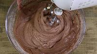 Easy Cream Cheese Chocolate Cake - Step 8