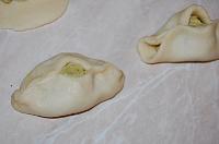Ucrainian Piroshki with Green Peas - Step 9