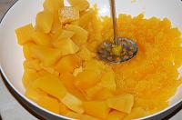 How to Freeze Pumpkin Puree - Step 5