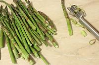 Asparagus and Pesto Pizza Recipe - Step 3