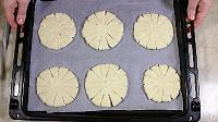 Turkish Cheese Flower Shaped Pies - Step 19