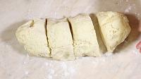 Turkish Cheese Flower Shaped Pies - Step 6