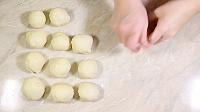 Turkish Cheese Flower Shaped Pies - Step 8