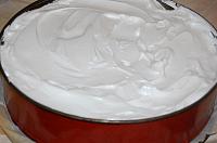 Strawberry Meringue Cake - Step 7