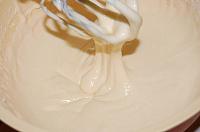 Easy Apple Meringue Cake - Step 6