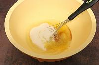 Easy Cherry Upside-Down Cake - Step 4