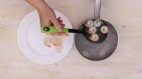 Prawn and Pineapple Salad - Step 1