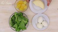 Prawn and Pineapple Salad - Step 4