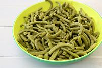 Green Bean Salad with Mayonnaise and Garlic - Step 1
