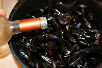 Easy French Mussels Provencal Recipe - Step 5