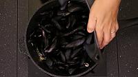 Mussels In Wine And Garlic - Moules Mariniere - Step 14