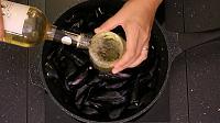 Mussels In Wine And Garlic - Moules Mariniere - Step 15