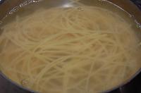Pasta Aglio, Olio e Peperoncino - Step 1