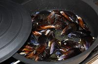 Seafood Soup or Italian Zuppa di Pesce - Step 3