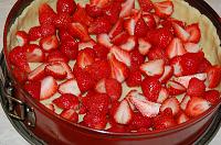 Strawberry Sour Cream Pie - Step 6