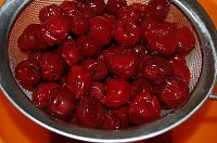 Moldovan Cherry Crepe Cake - Kushma lui Gugutza - Step 2