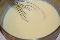 White Chocolate Truffle Cake - Step 4