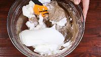 Easy Gingerbread Traybake - Step 11