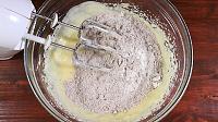 Easy Gingerbread Traybake - Step 9
