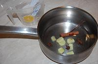 Mulled White Wine - Step 1