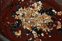 Vegan Chocolate Walnut Cake with Prunes - Step 5